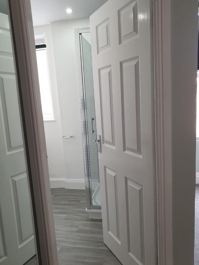 No 27 Chapel Street Guest House Llandudno Esterno foto
