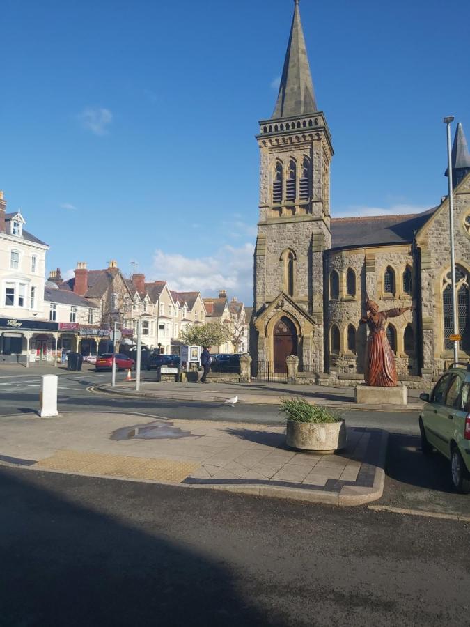 No 27 Chapel Street Guest House Llandudno Esterno foto